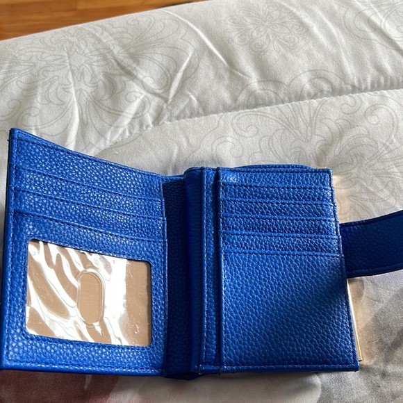 Wallet - Picture 2 of 6